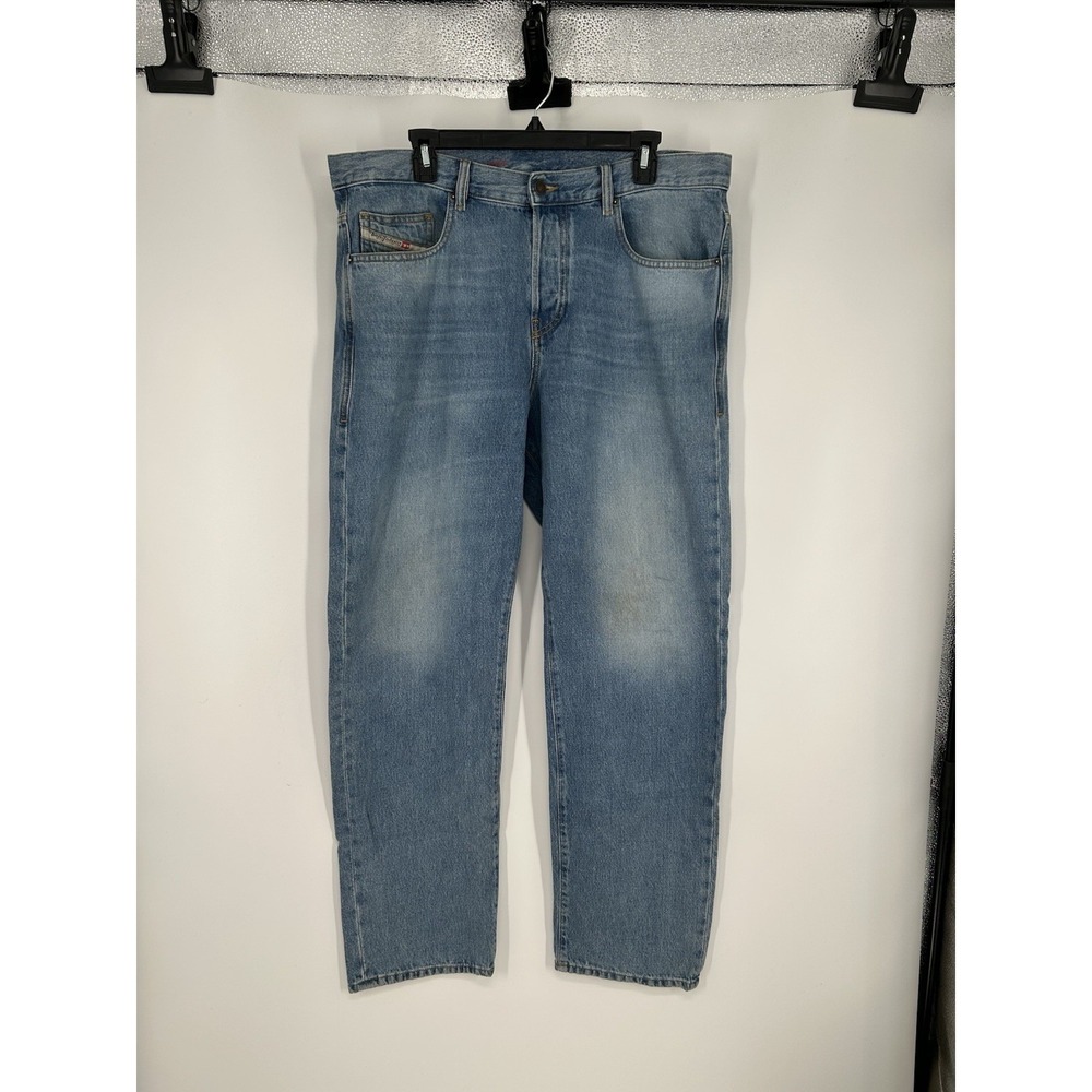 Diesel D-Viker D Viker Straight Leg 5 Pockets Medium Wash Jeans Blue‎ Mens 36x32